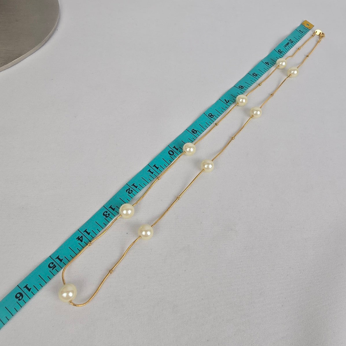 Vintage Avon Gold Tone Faux Pearl Chain Necklace