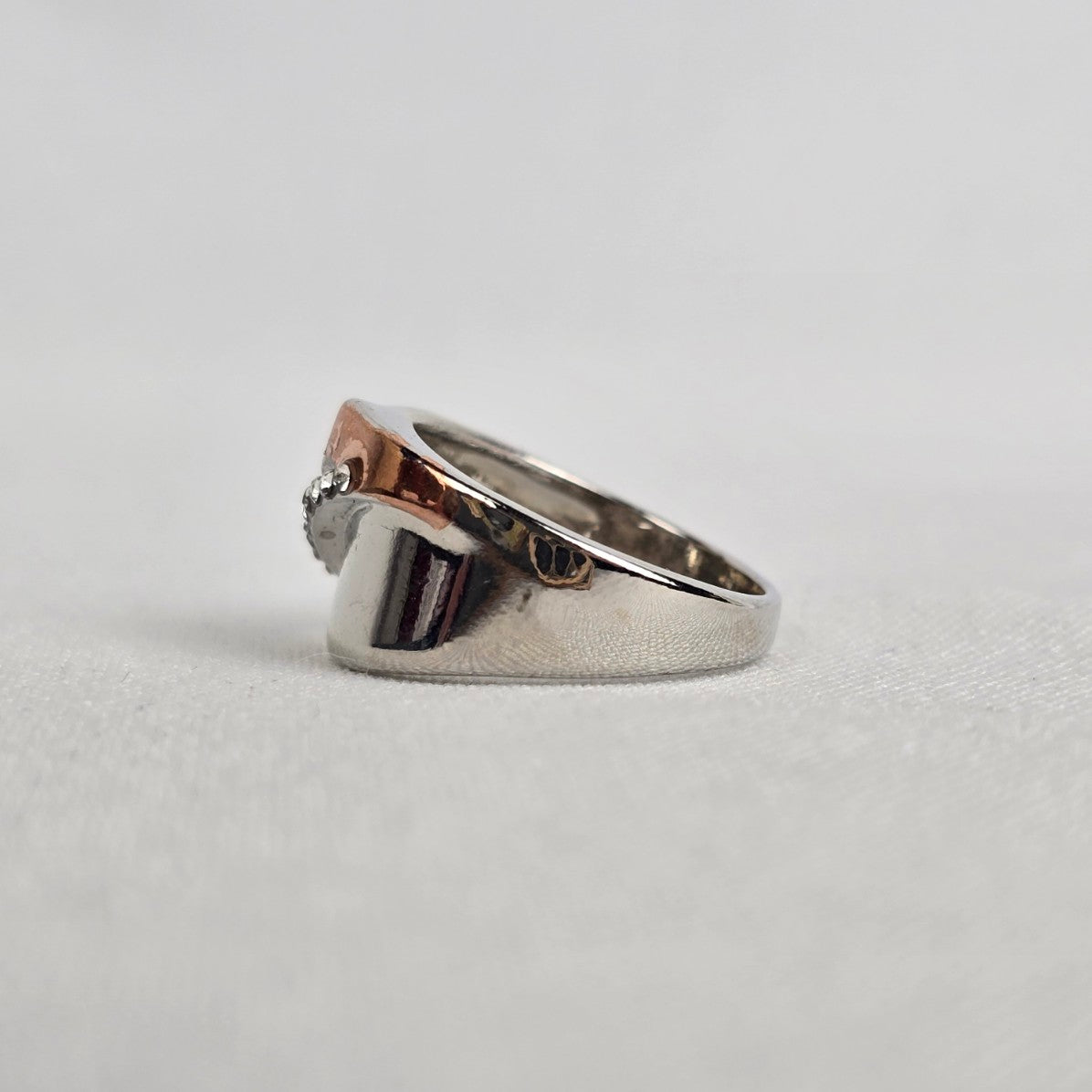 Silver & Copper Tone Crystal Ring Size 8