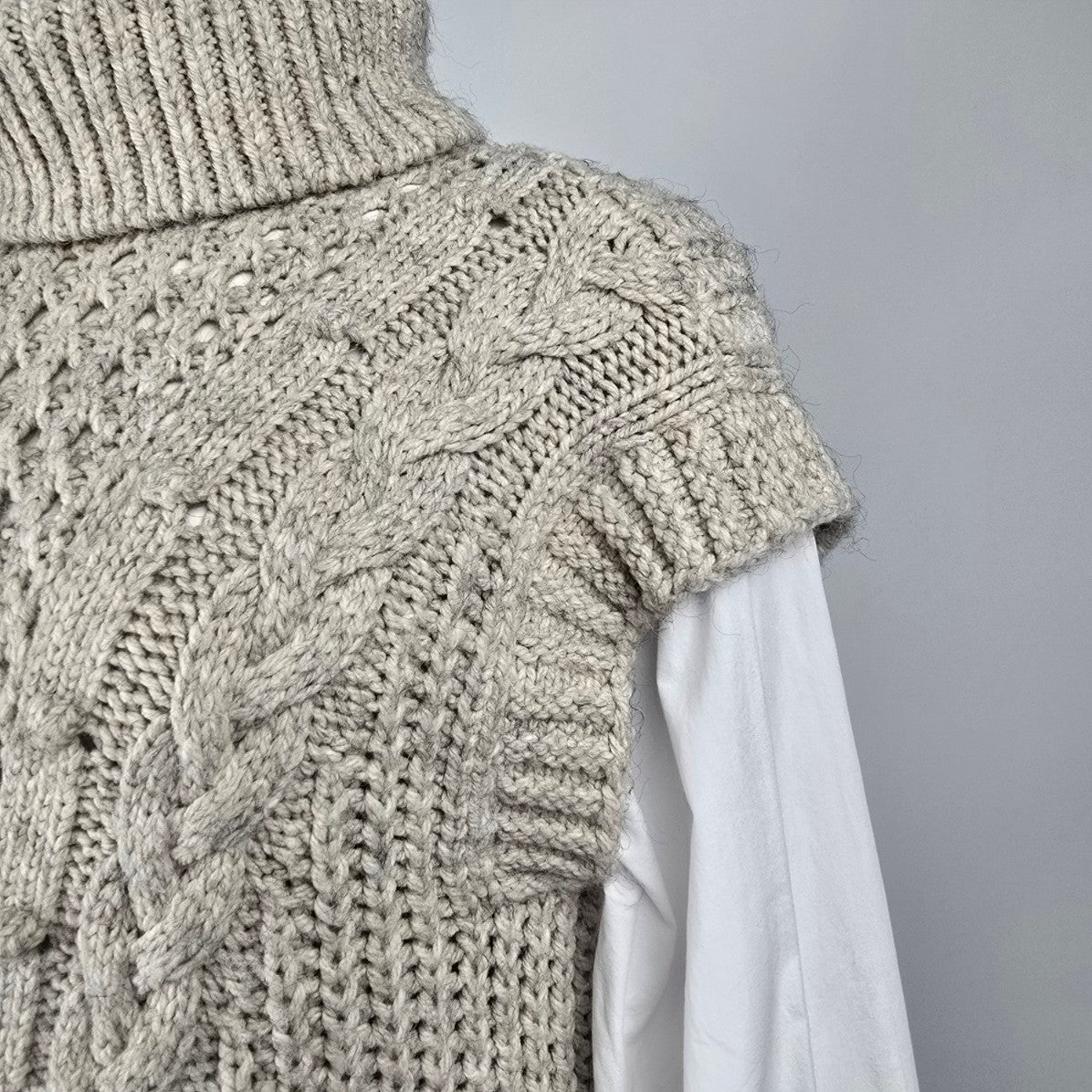 River Island Cream Knit Vest Over White Collared Button Up Blouse Dress Size S