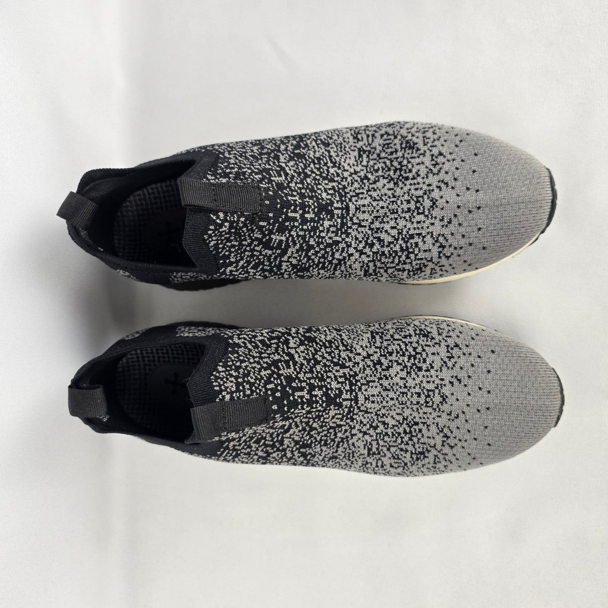 Baretraps Pringer Grey & Black Slip On Sneakers Size 8.5