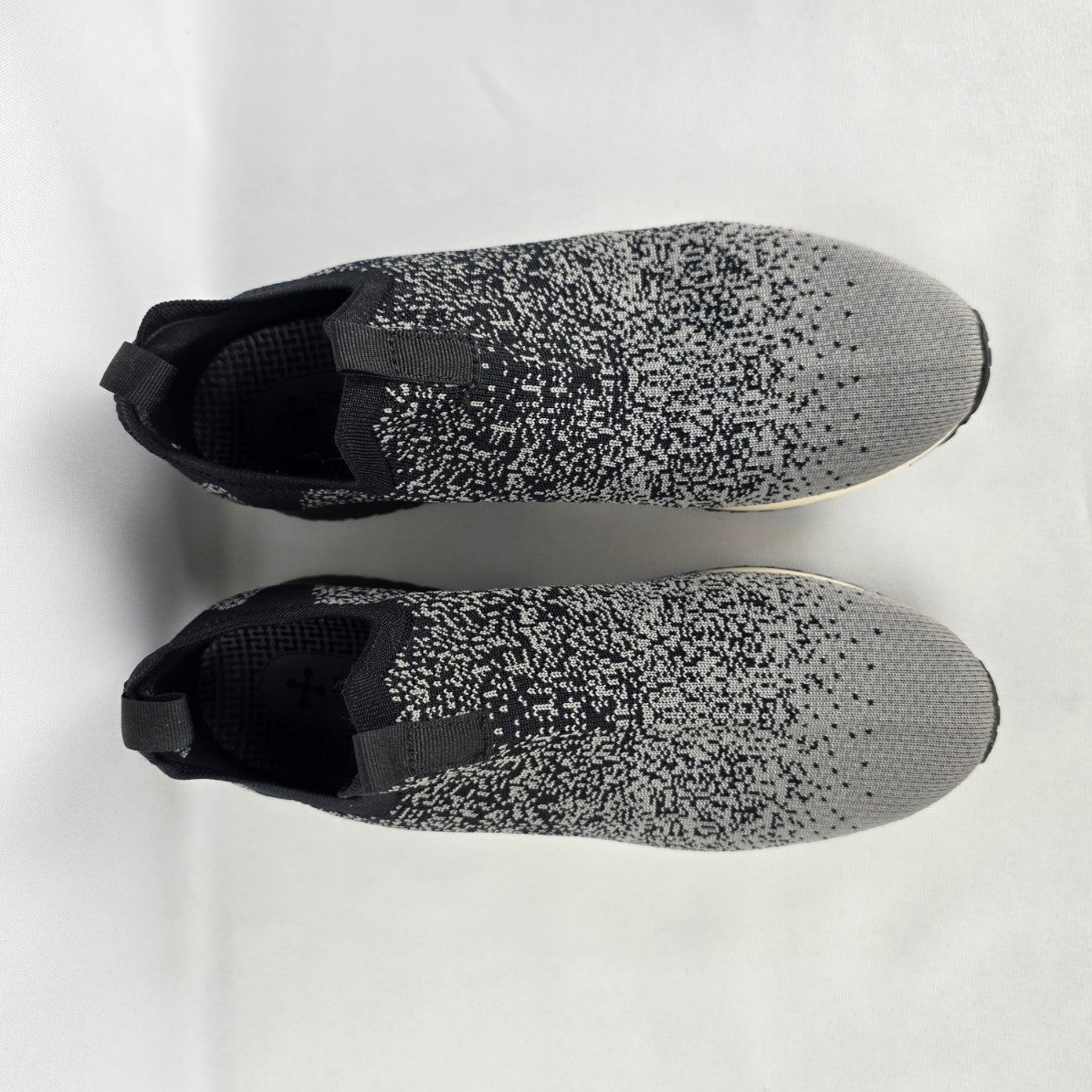 Baretraps Pringer Grey & Black Slip On Sneakers Size 8.5