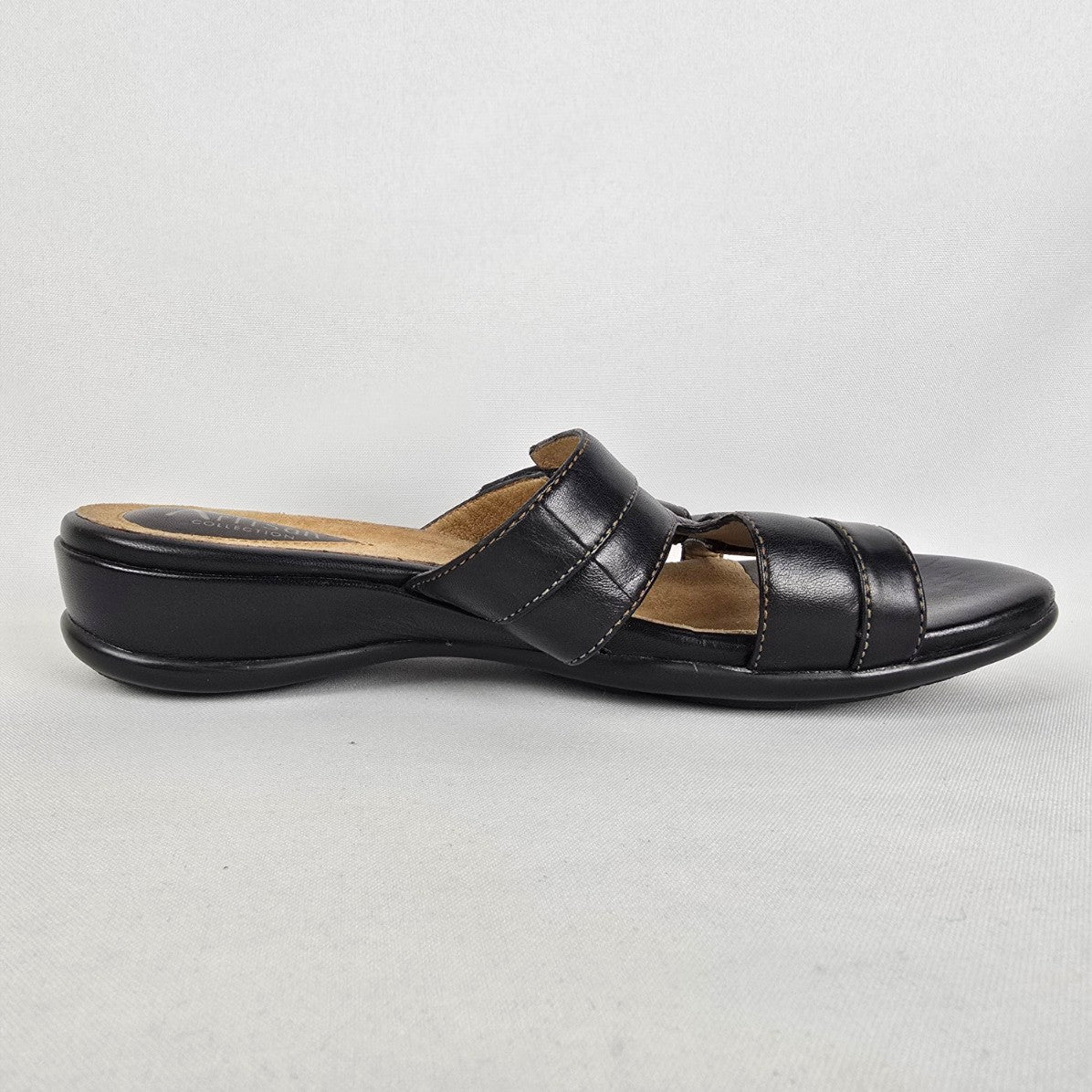Clarks Artisan Black Leather Sandals Size 7.5