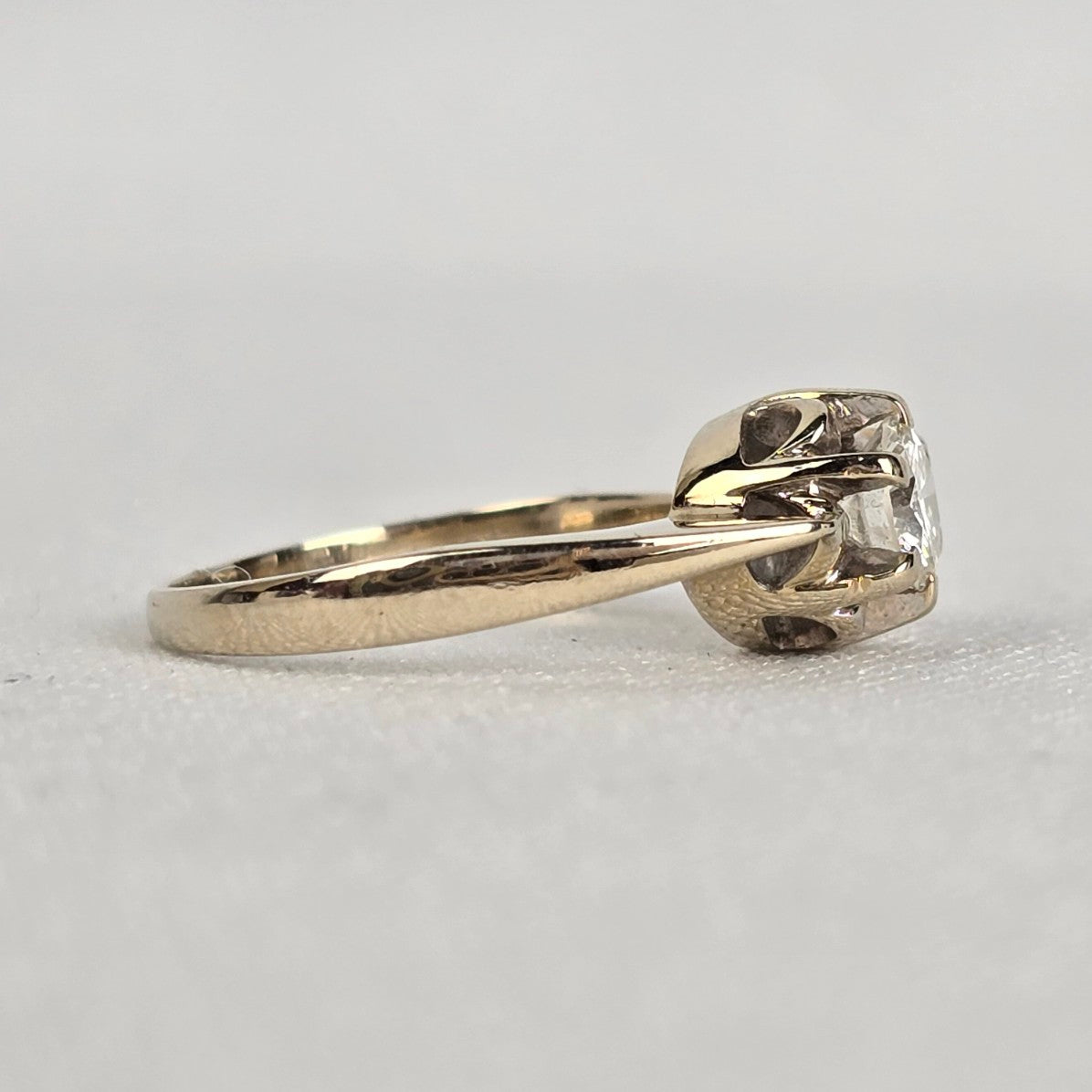 18k White Gold Diamond Ring Size 5.5