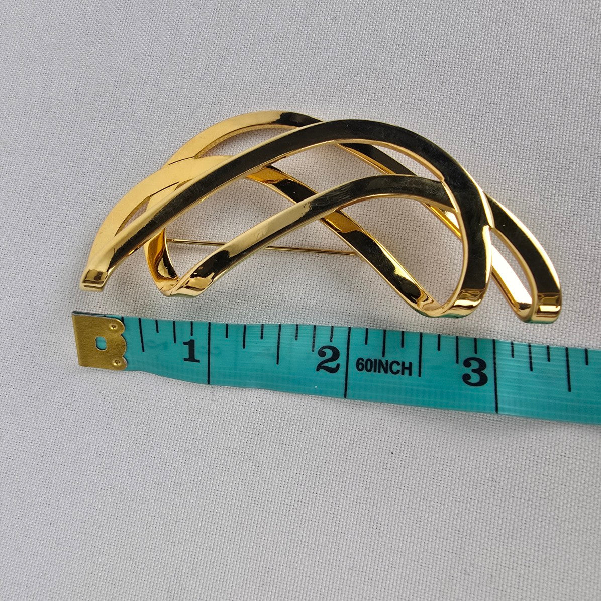 Vintage 90s Gold Tone Statement Brooch