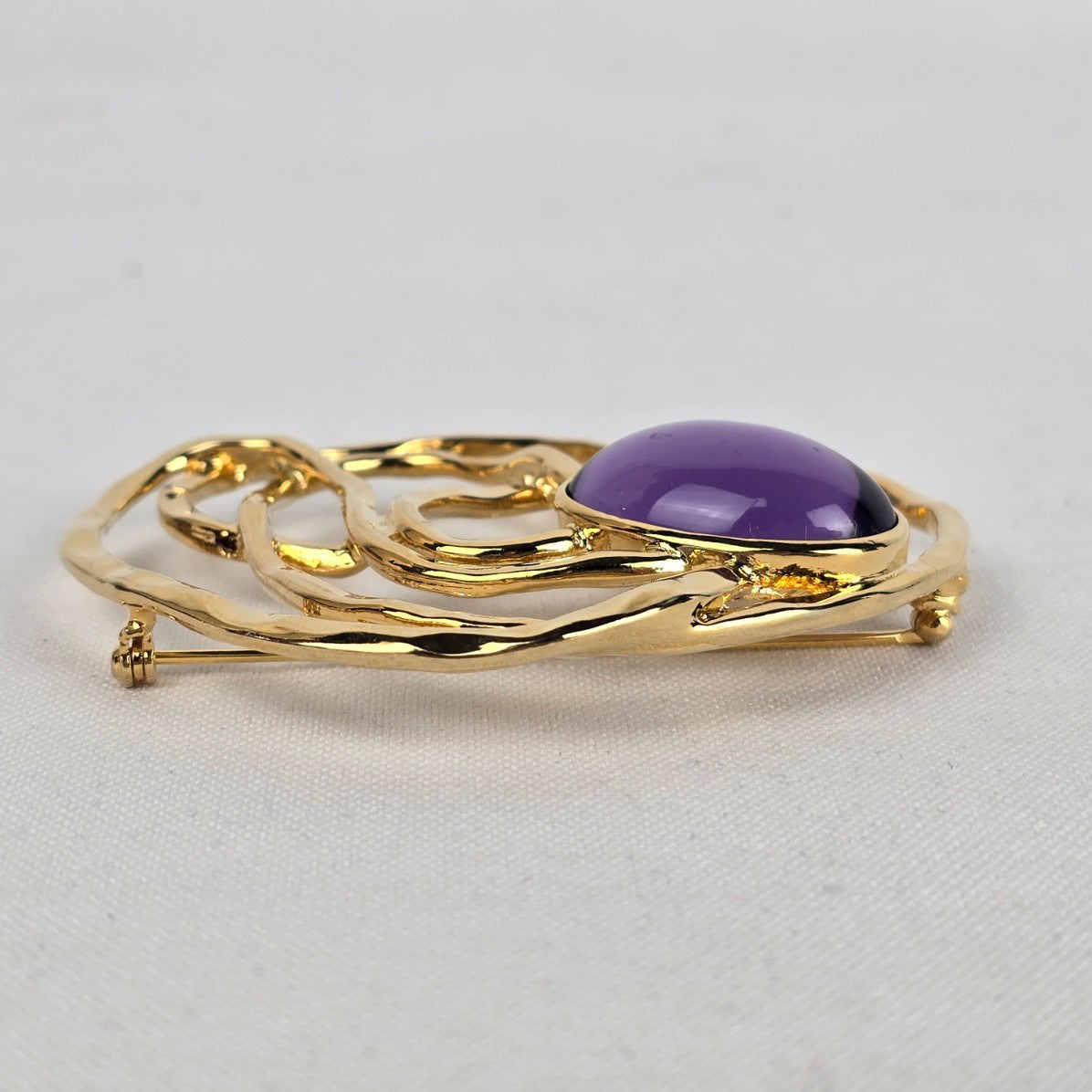 Vintage Gold Tone Purple Glass Oversize Brooch