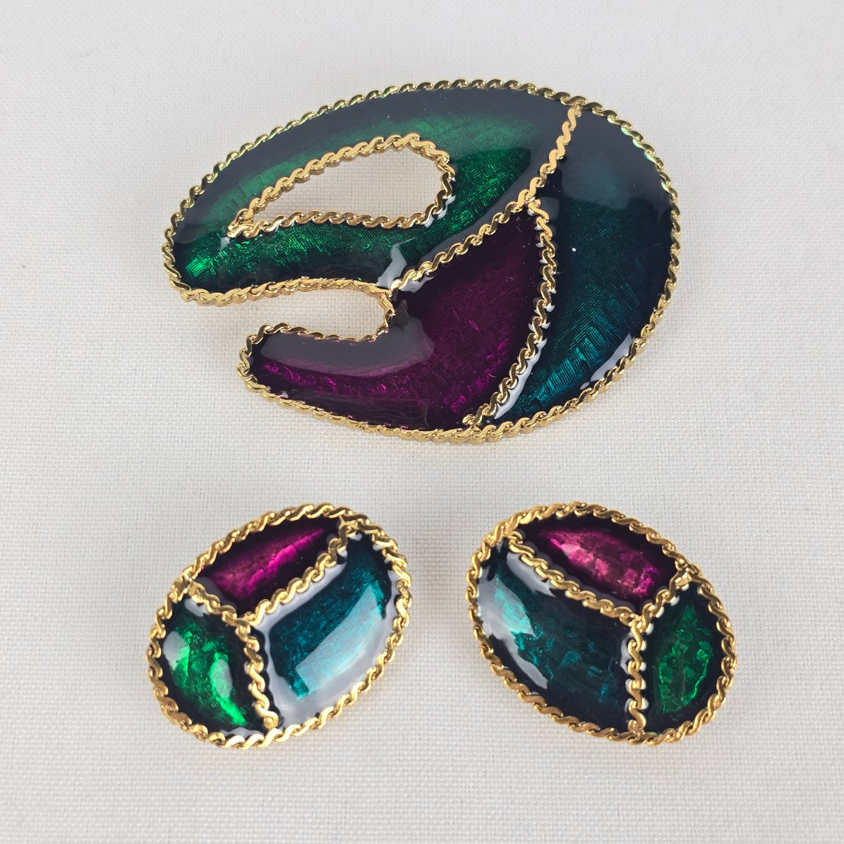 Vintage Purple & Green Enamel Brooch & Clip On Earrings