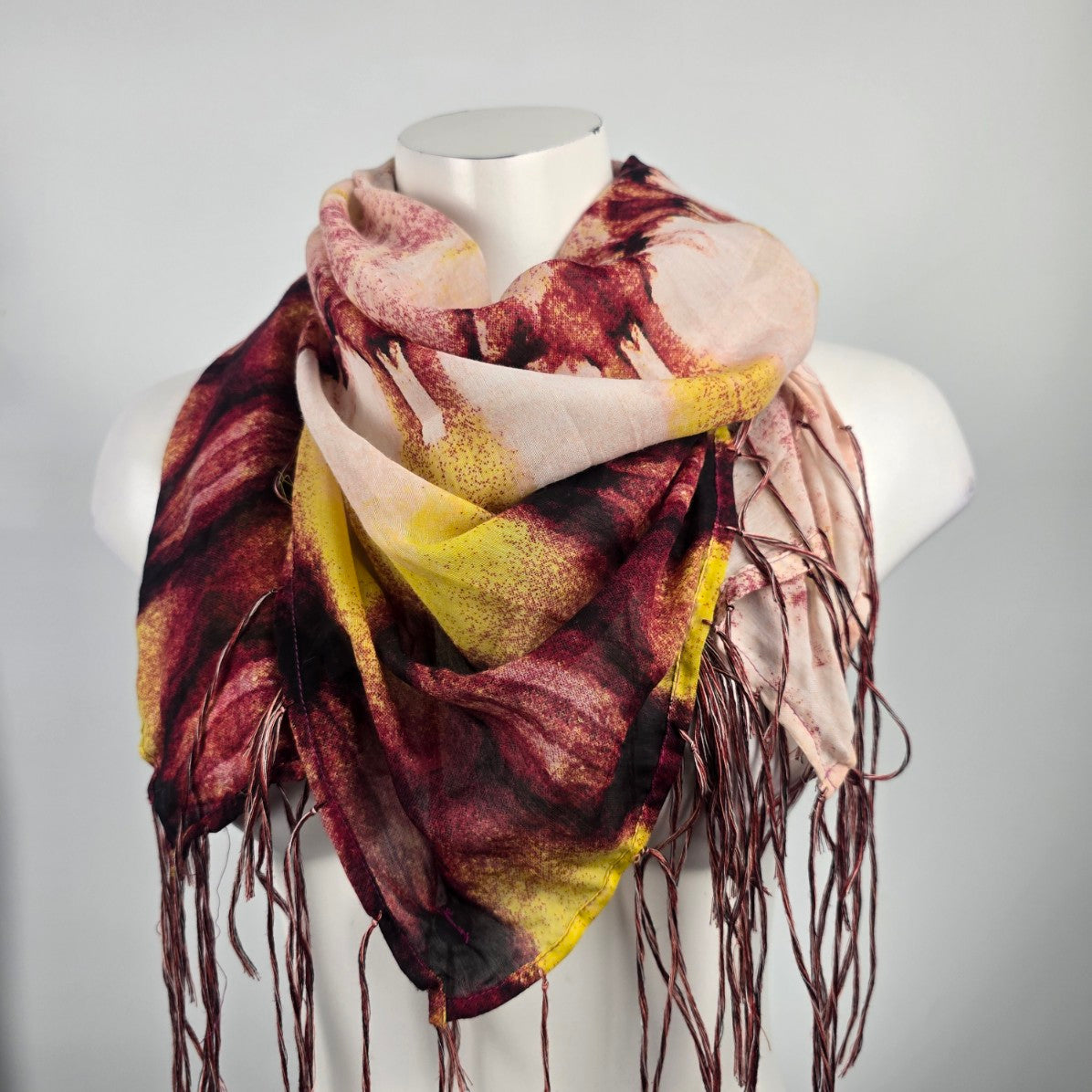 Garcia Jeans Red & Yellow Square Fringe Scarf