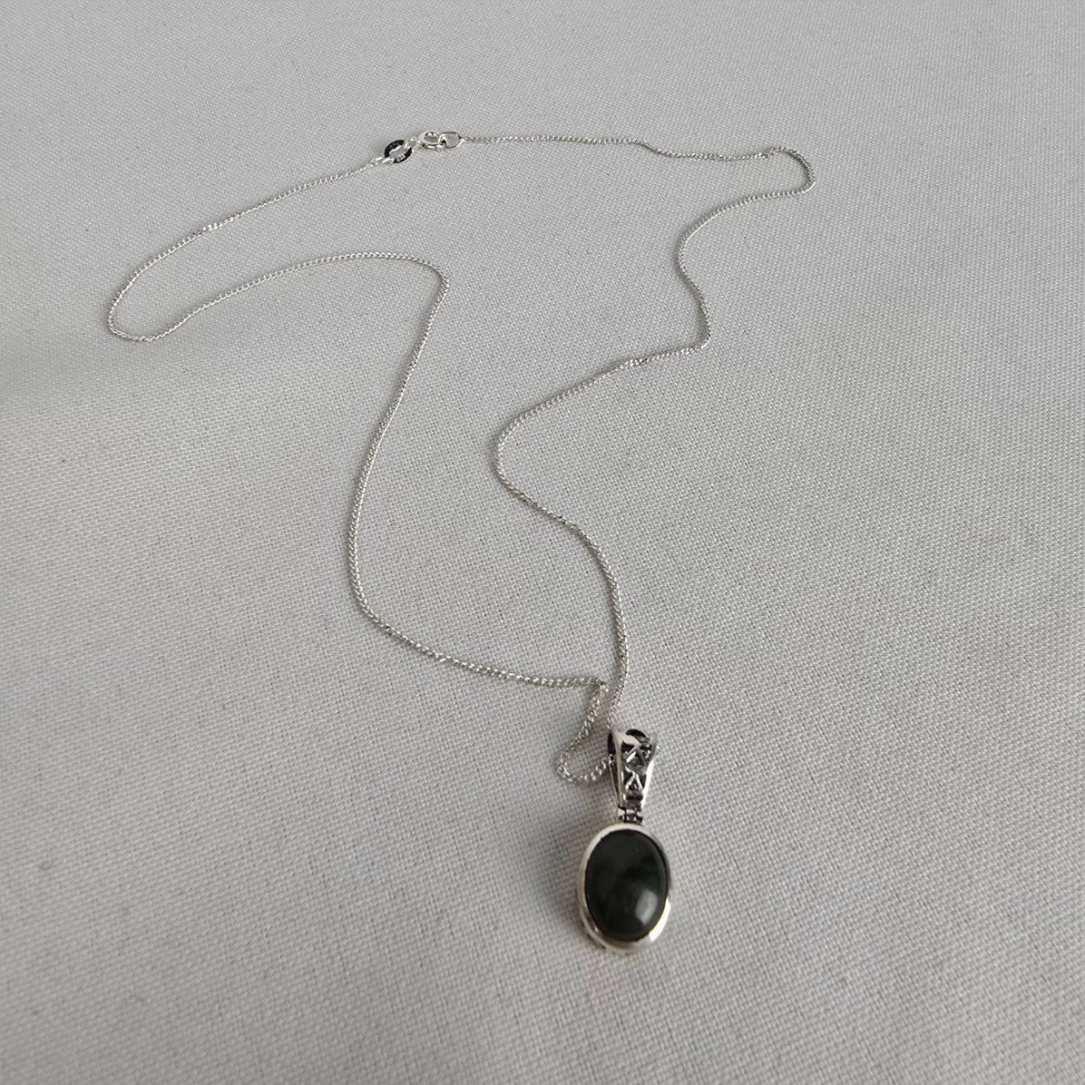 925 Sterling Silver Green Natural Stone Reversible Pendant Necklace