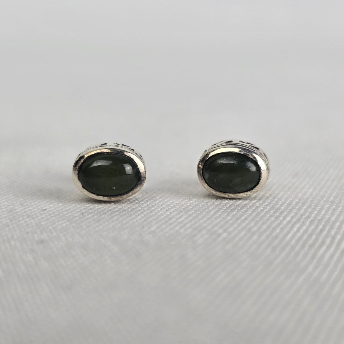 925 Sterling Silver Green Natural Stone Stud Earrings