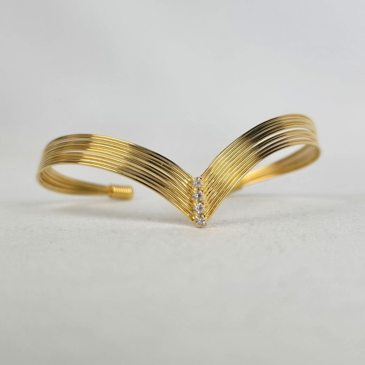 Vintage Gold Tone Wire Crystal Rhinestone Bracelet