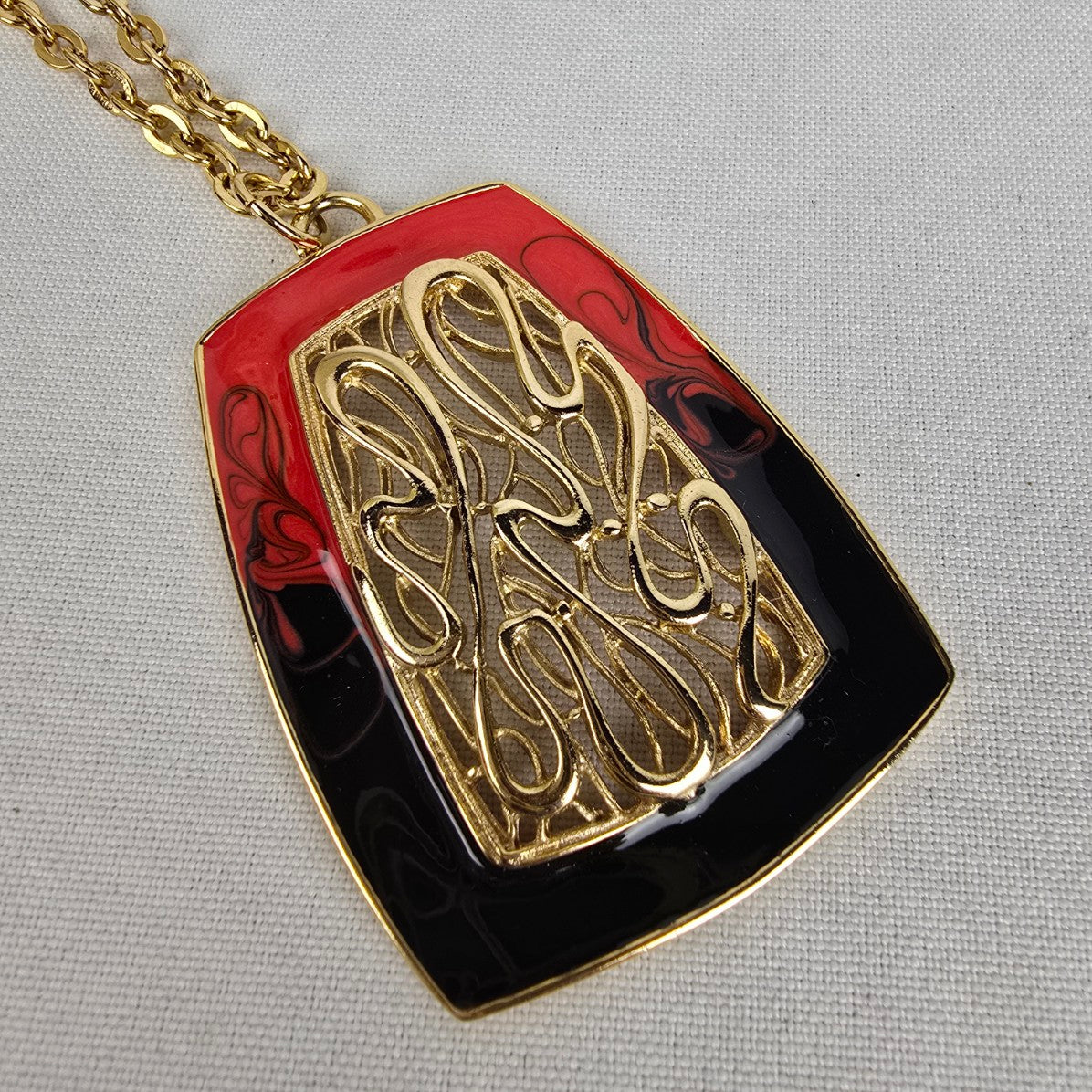 Vintage Gold Tone Red Pendant Long Necklace