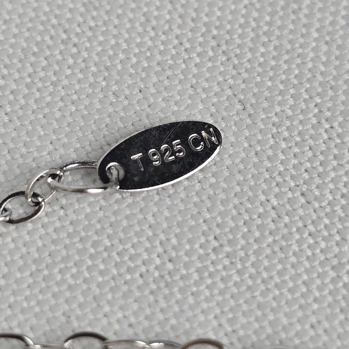 T 925 Sterling Silver Delicate Crystal Drops Necklace