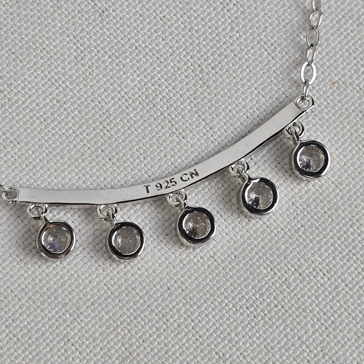 T 925 Sterling Silver Delicate Crystal Drops Necklace