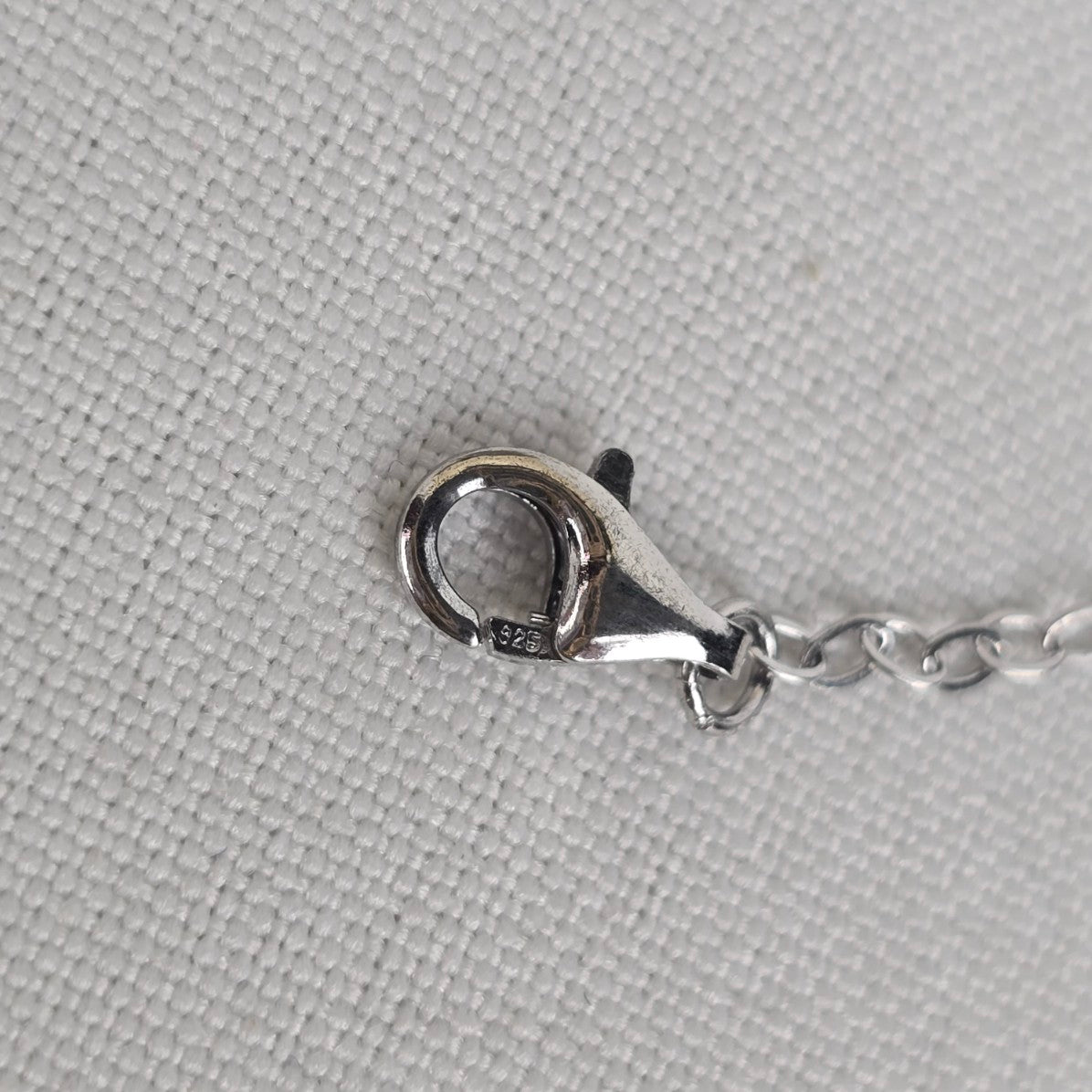 T 925 Sterling Silver Delicate Crystal Drops Necklace