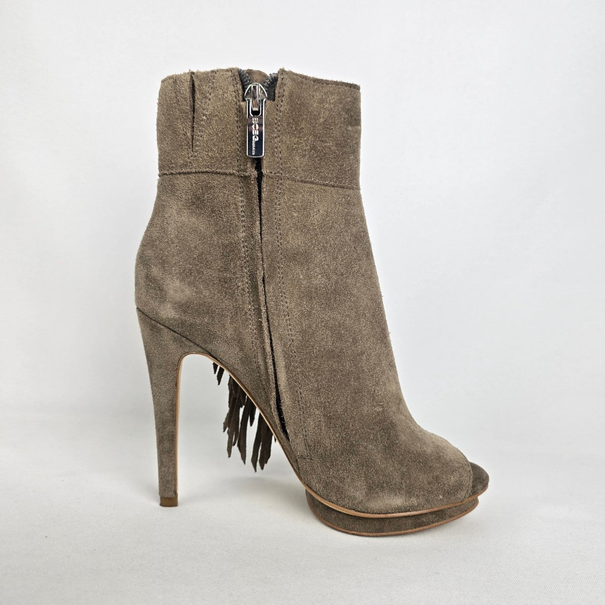 BCBG Generation Genie Suede Fringe Heel Open Toe Boots Size 5.5