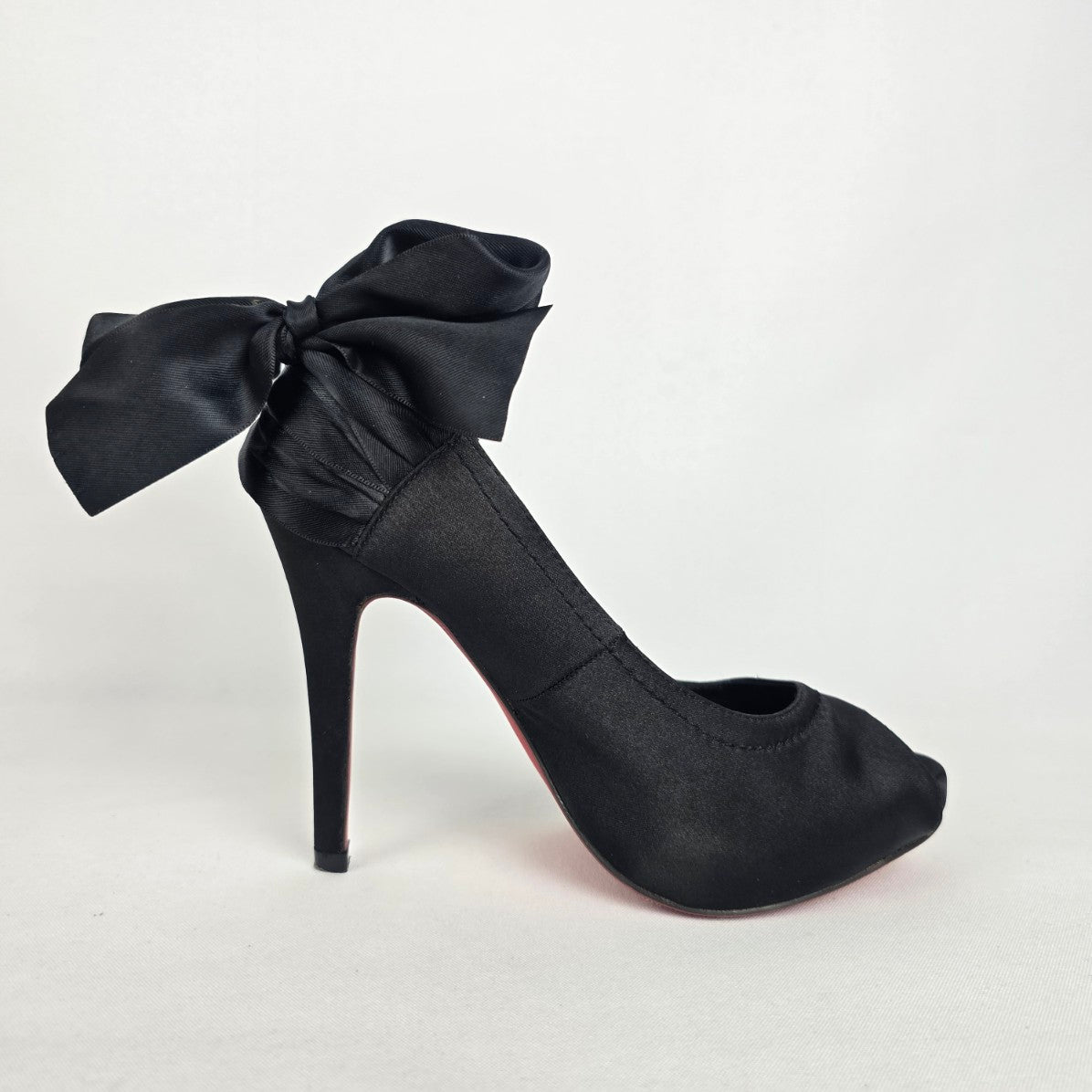Le Chateau Black Satin Bow Detail Peep Toe Heeled Shoes Size 5