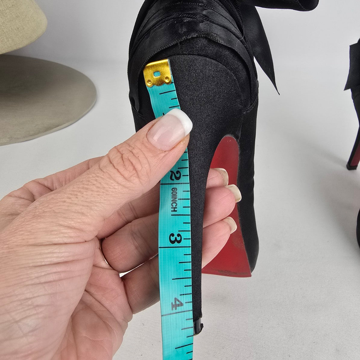 Le Chateau Black Satin Bow Detail Peep Toe Heeled Shoes Size 5