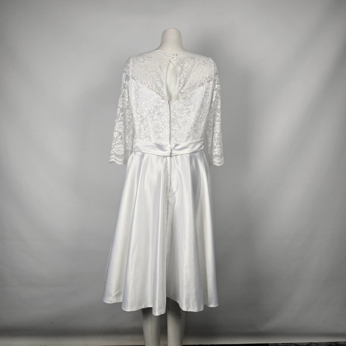 Bettie Page Heart Of Haute White Lace Fit & Flare Dress Size L