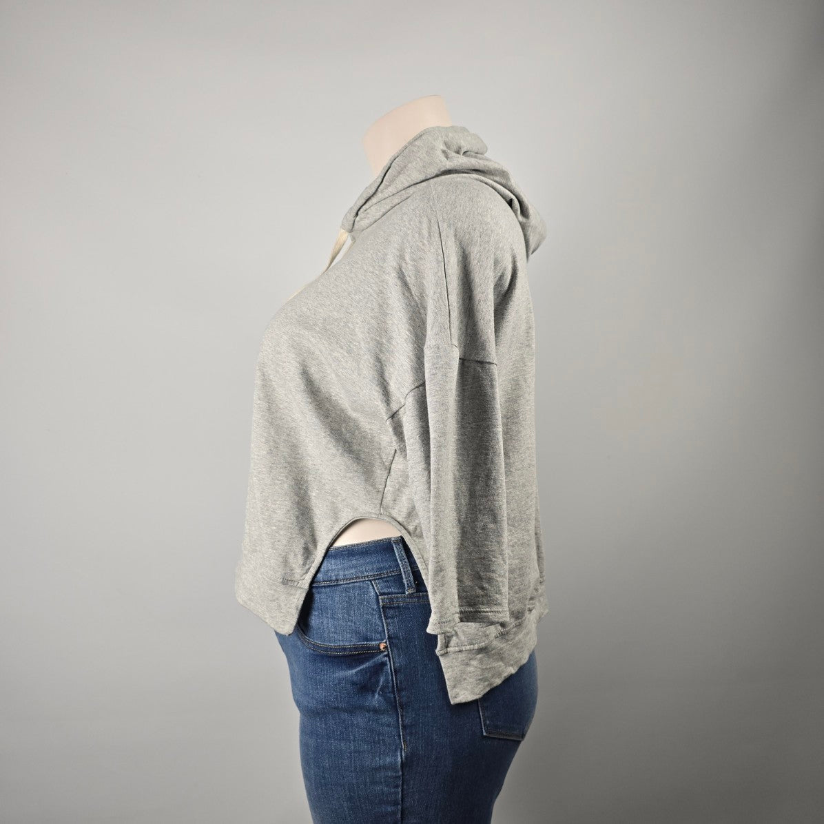 Win Win Grey Cotton Cropped Hoodie Size XL