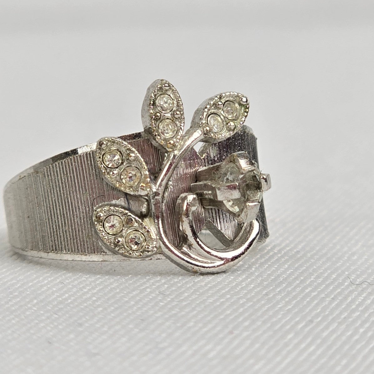 Vintage Silver Gold Plated Flower Ring Size 7