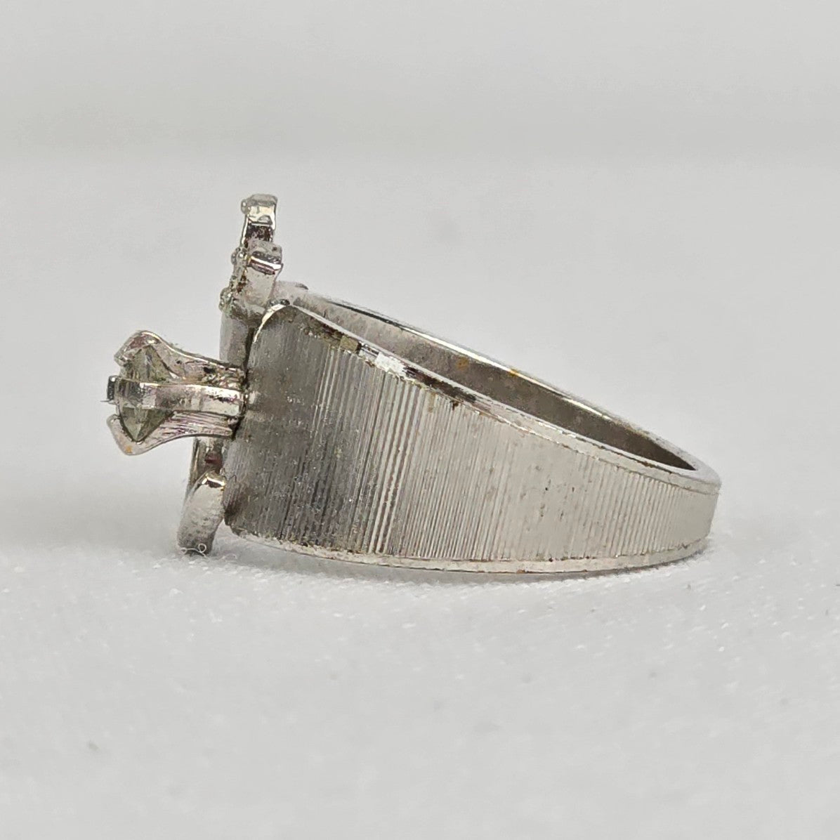 Vintage Silver Gold Plated Flower Ring Size 7