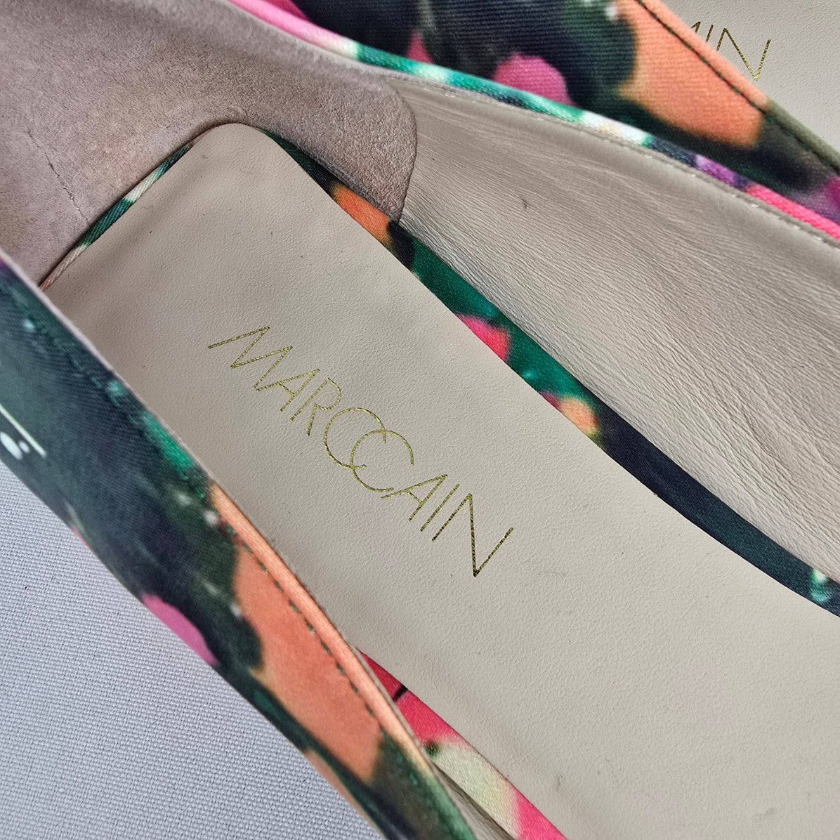 Marc Cain Floral Printed Satin Ballerina Flats Size 10