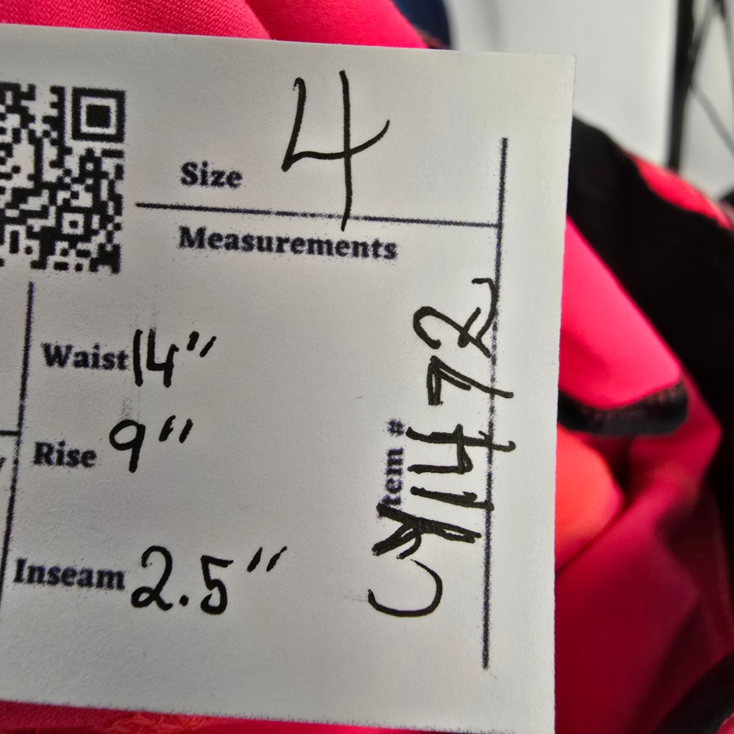 Lululemon Coral Run A Marathon Skirt Size 4