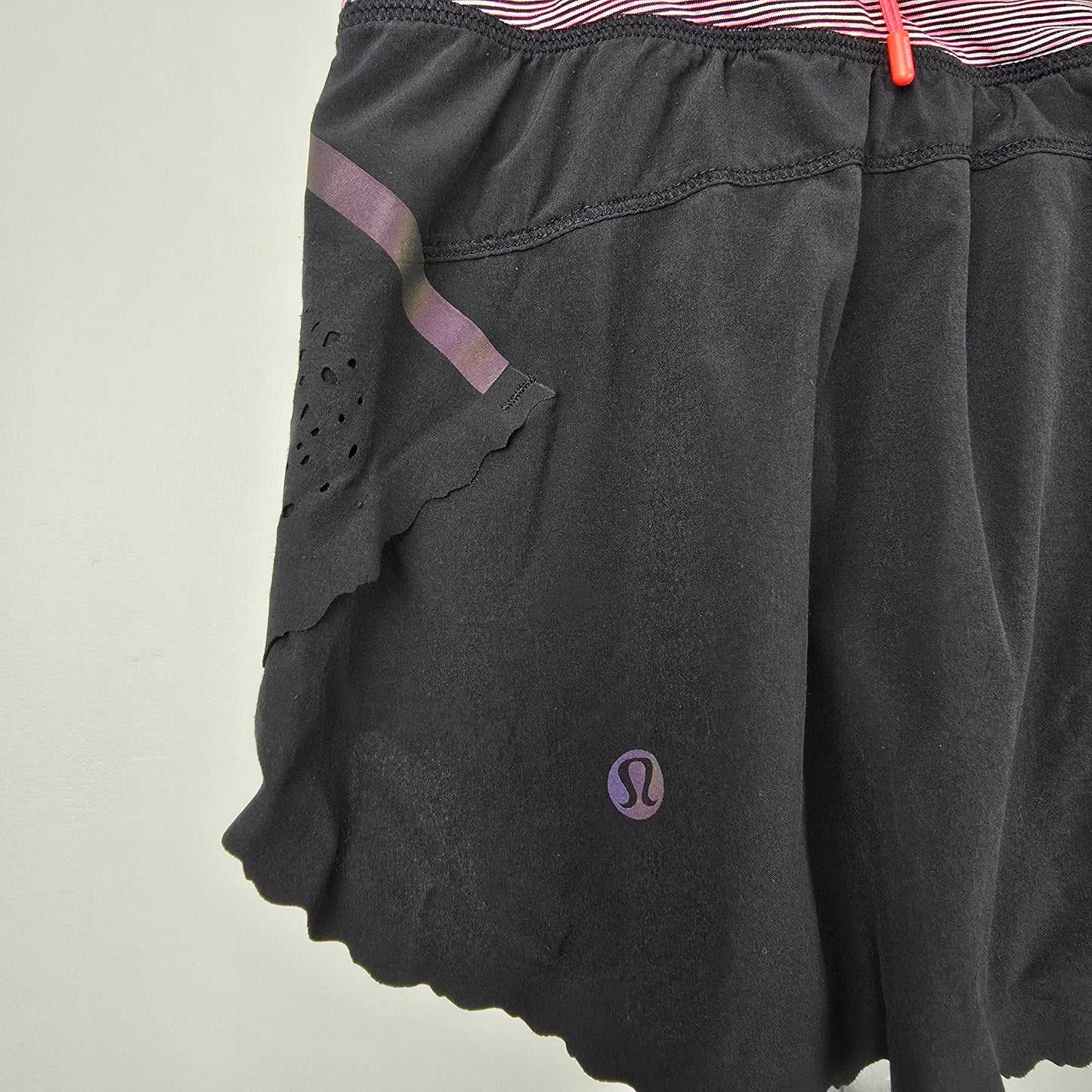 Lululemon Coral Run A Marathon Skirt Size 4