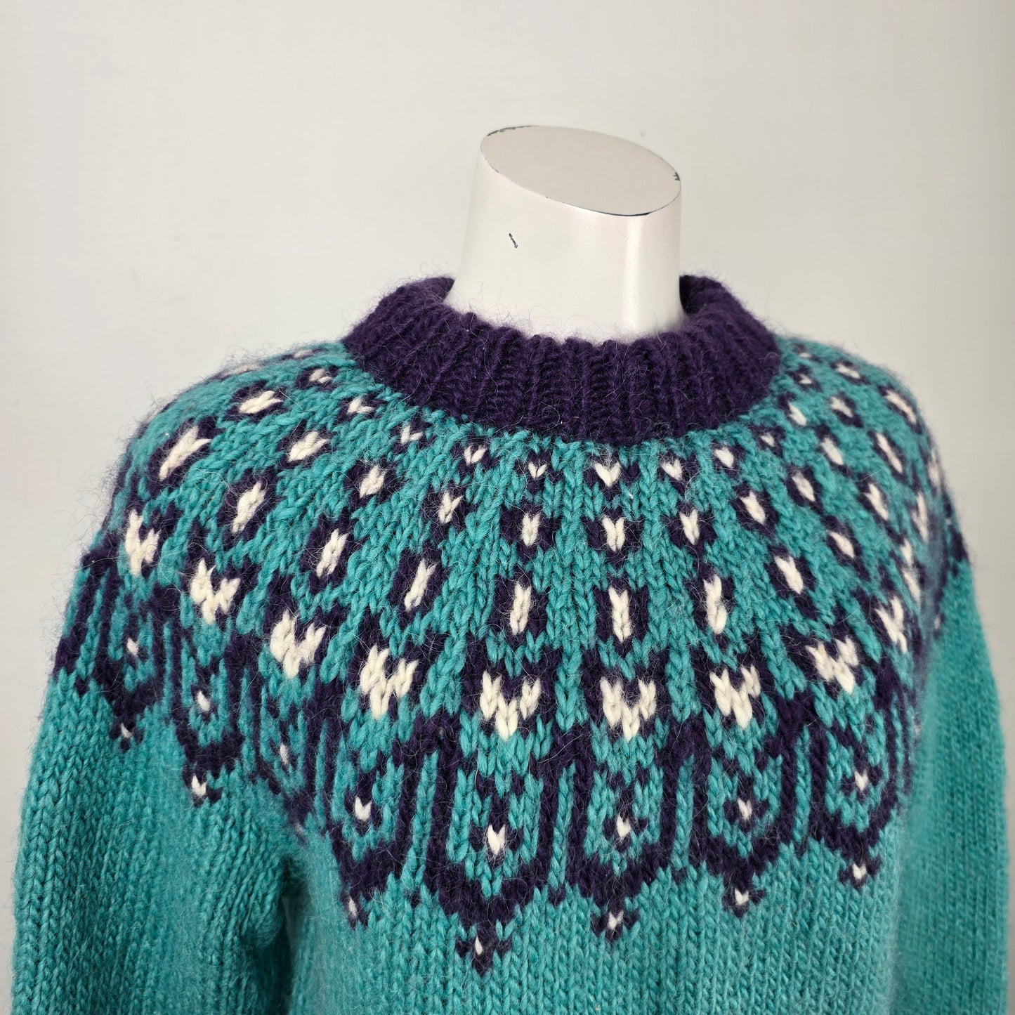 Vintage Handknit Icelandic Teal & Purple Sweater Size M/L