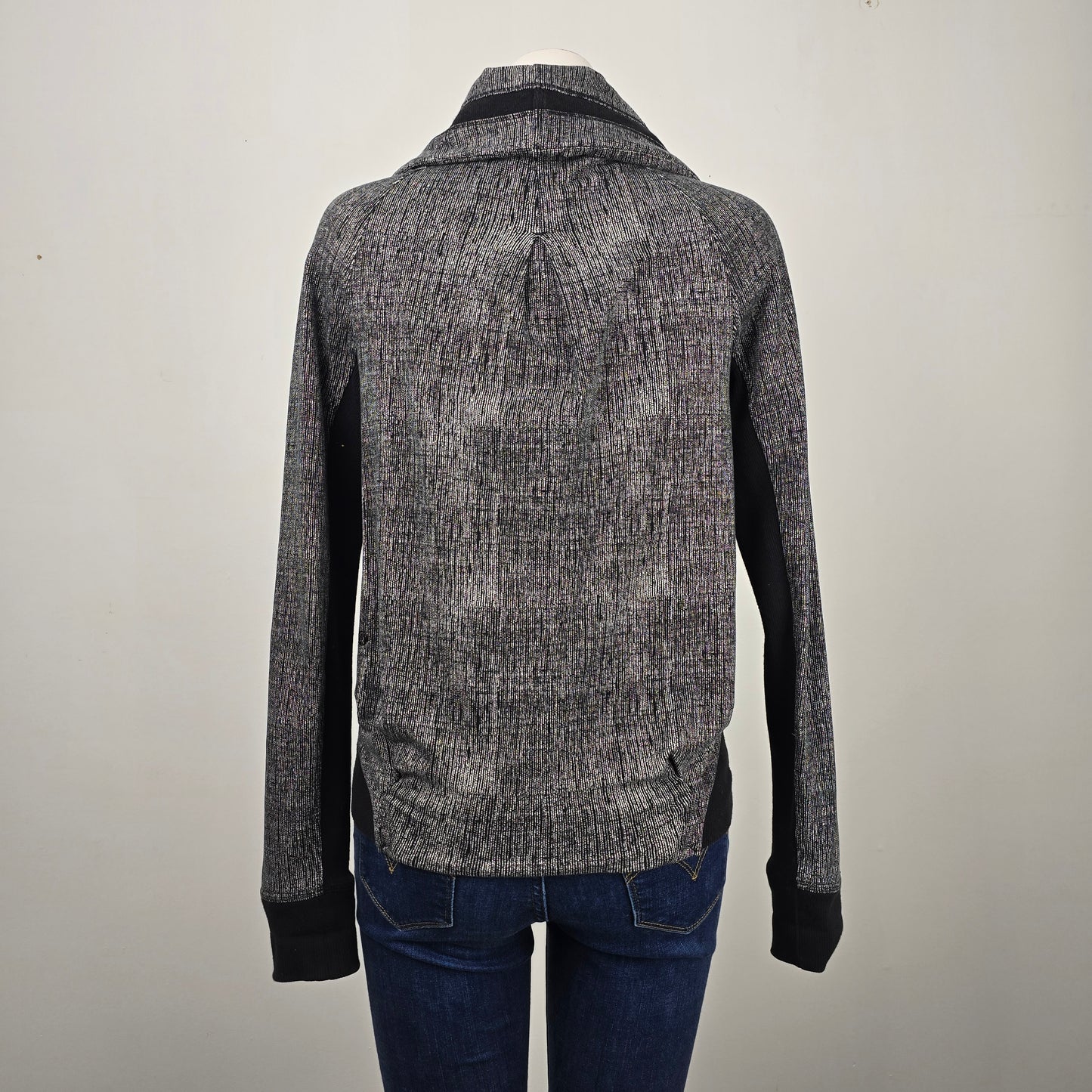 Lululemon Black & White To Class French Terry Cardigan Jacket Size 6