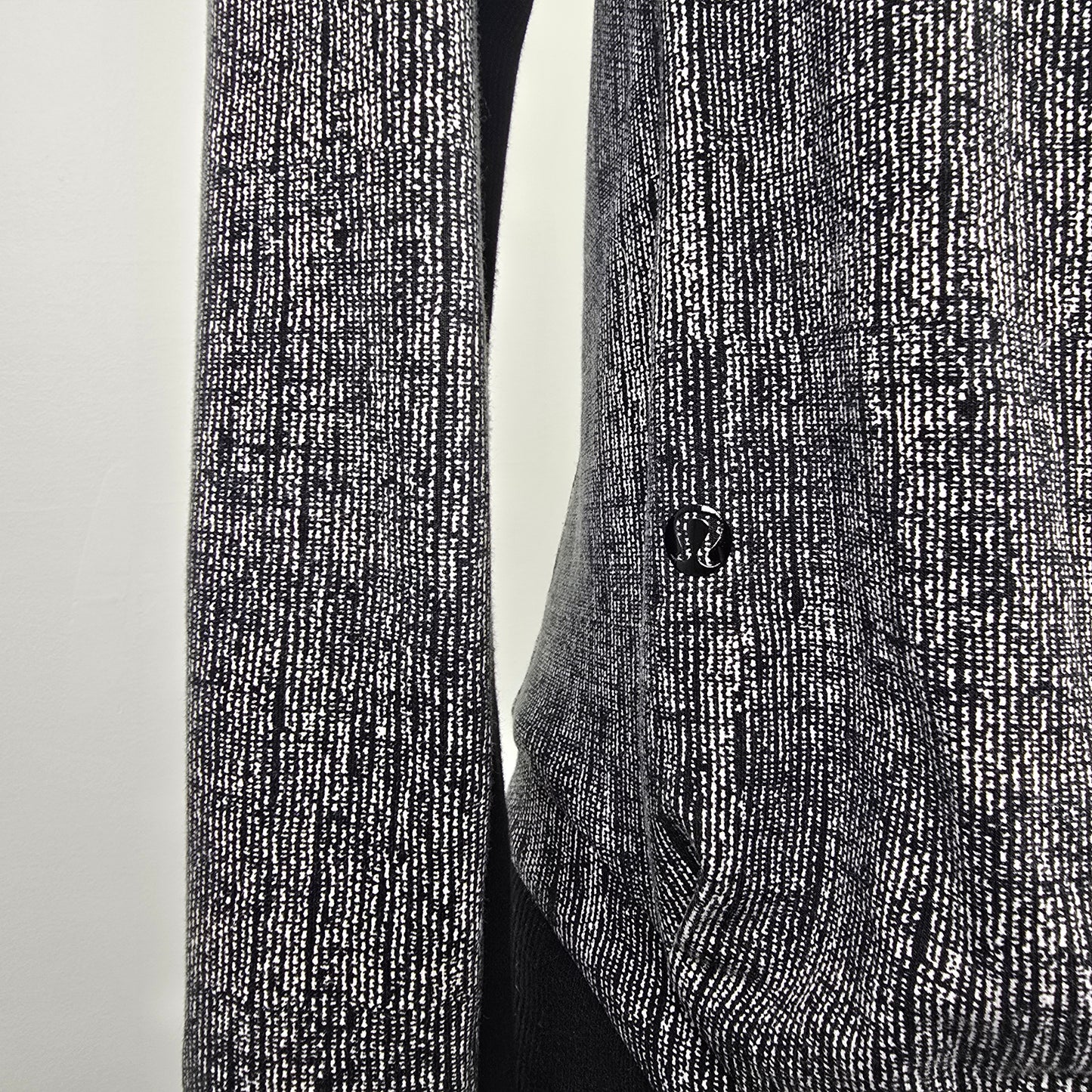 Lululemon Black & White To Class French Terry Cardigan Jacket Size 6
