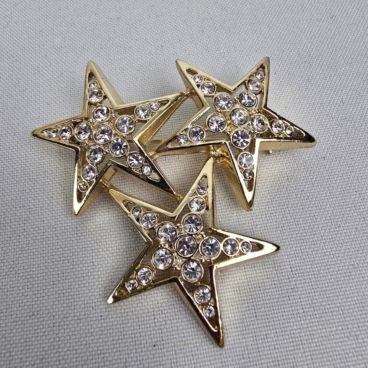 Gold Rhinestone Star Brooch