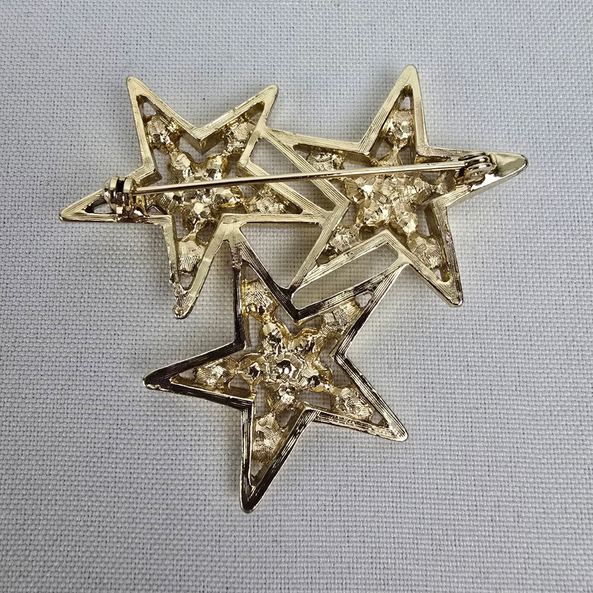 Gold Rhinestone Star Brooch