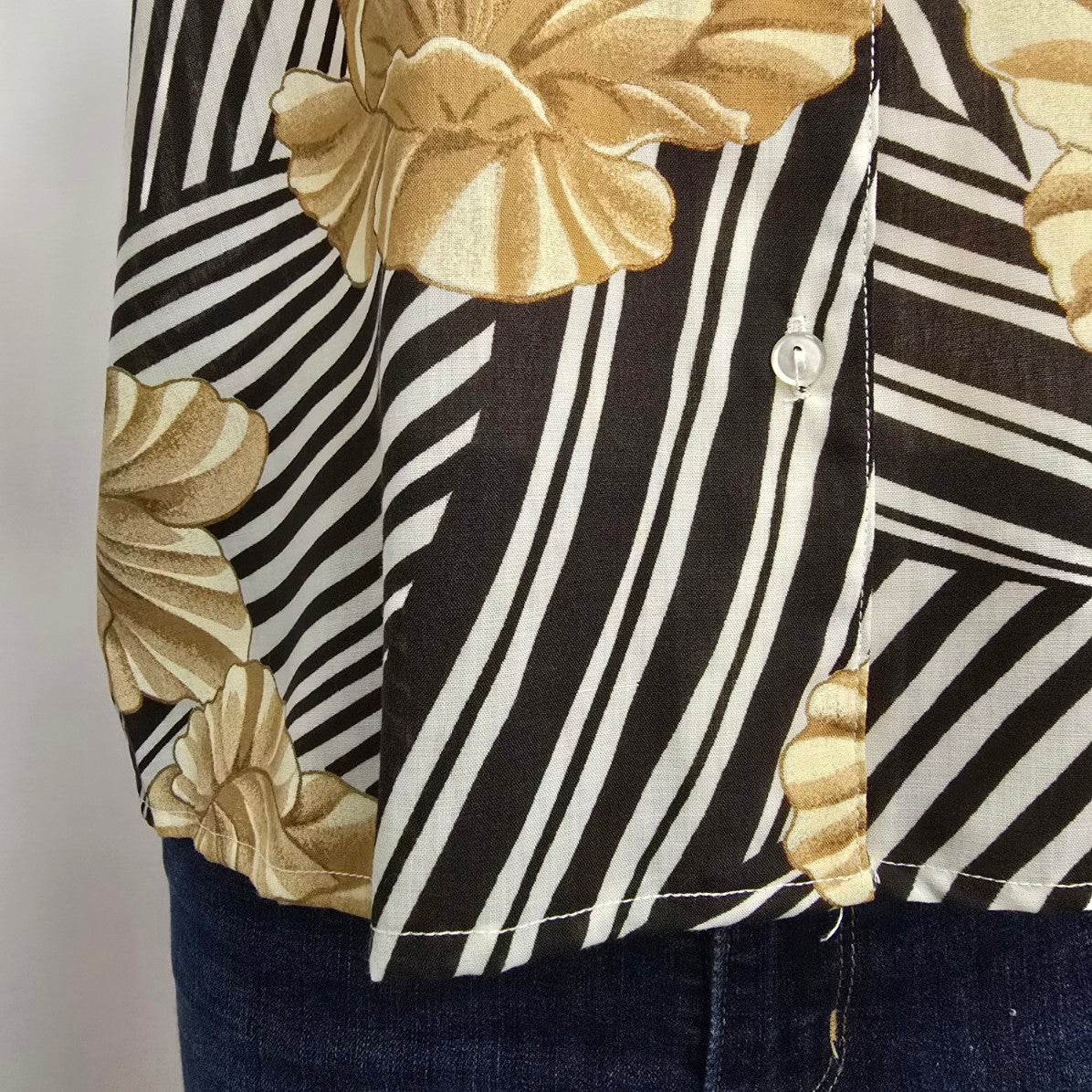 Vintage Black & Brown Tropical Print Button Up Collared Blouse Top Size L/XL