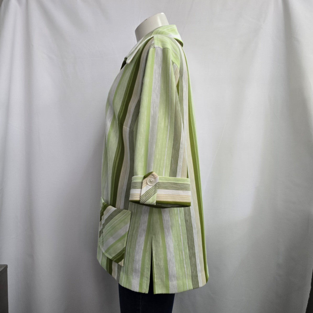 Vintage 70s Green Stripped Collared Top Size XL