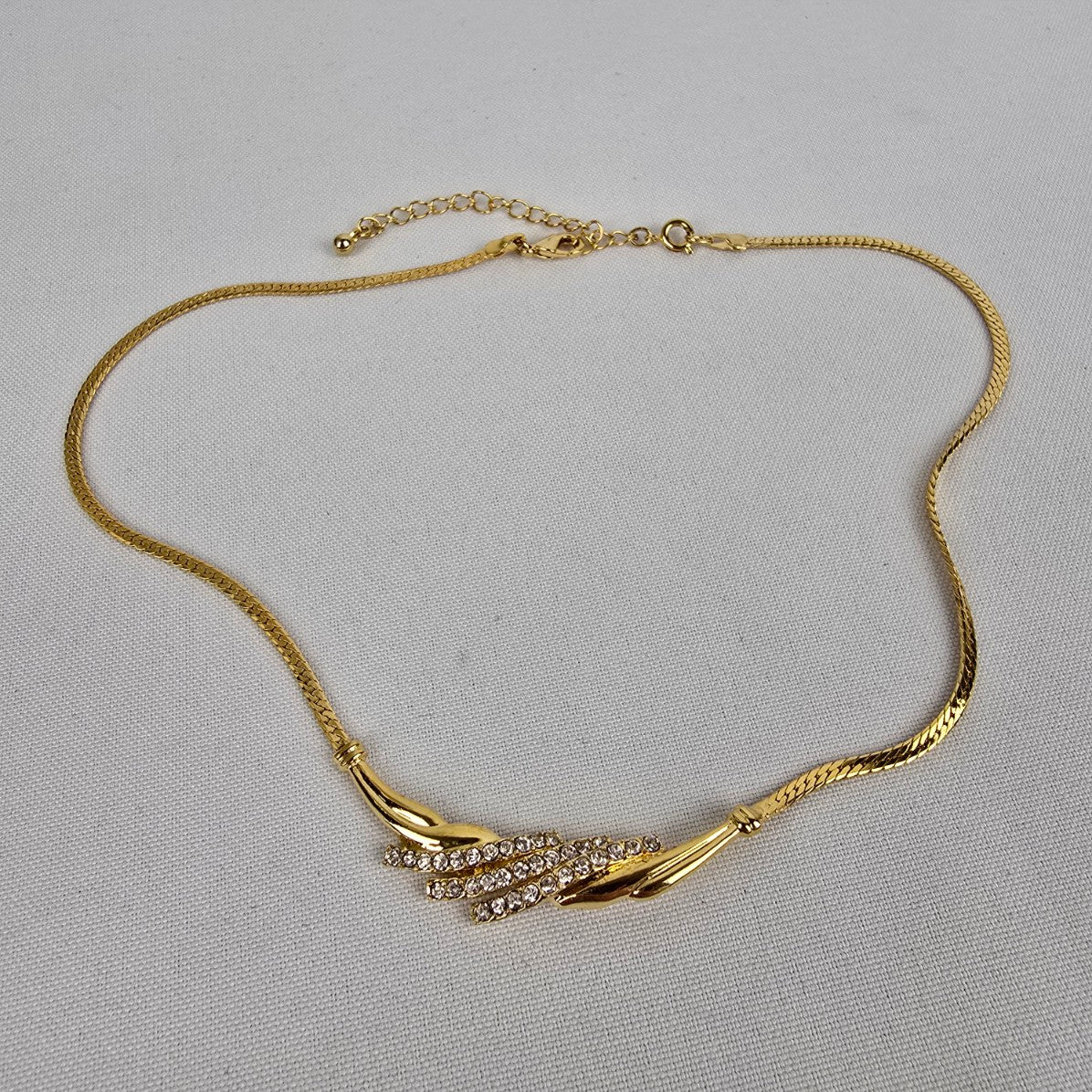 Vintage Avon Gold Tone Rhinestone Collar Necklace