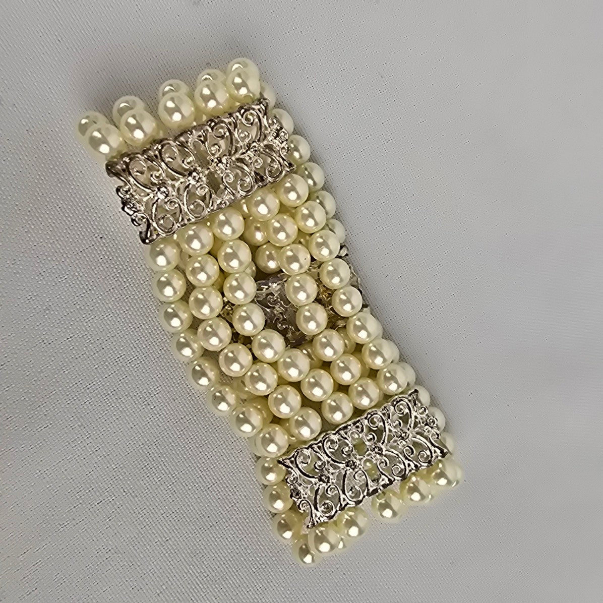 Faux Pearl Silver Rhinestone Stretch Bracelet