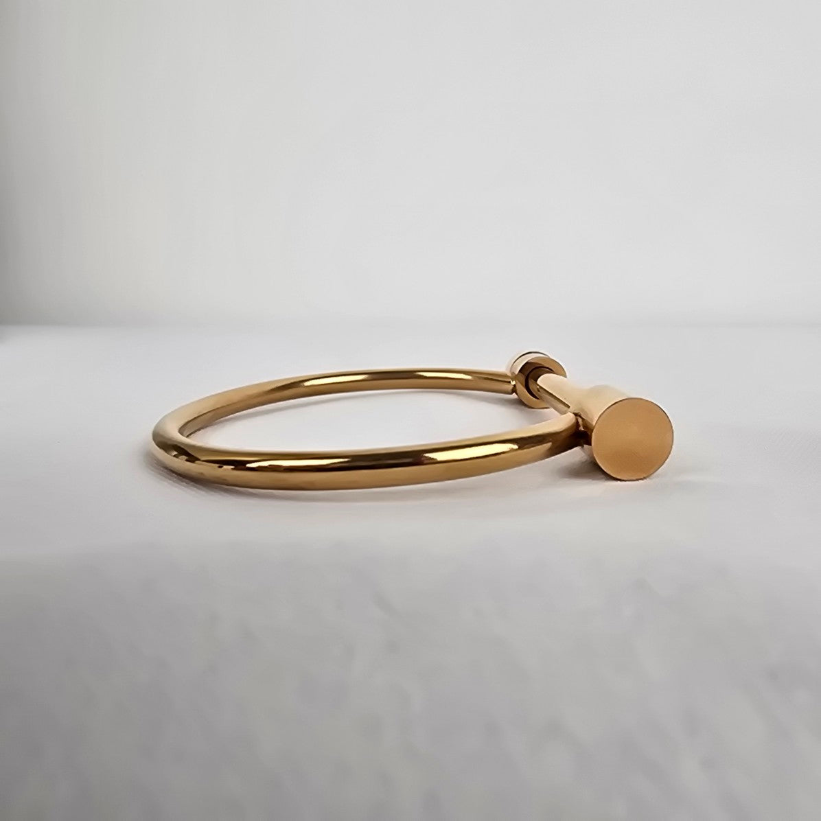 Gold Tone D Shape Screw Bangle Bracelet