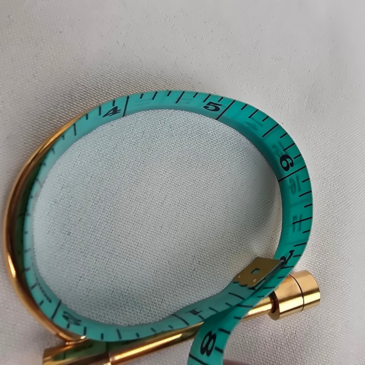 Gold Tone D Shape Screw Bangle Bracelet