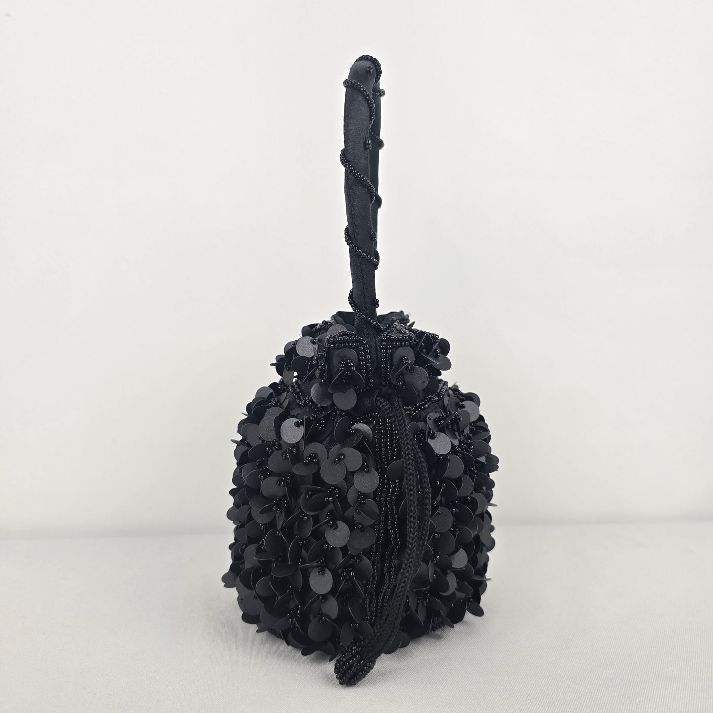 Black Beaded Sequined Event Pouch Clutch