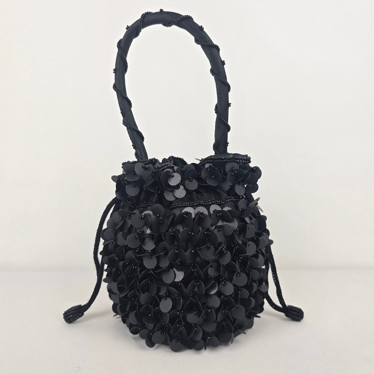Black Beaded Sequined Event Pouch Clutch