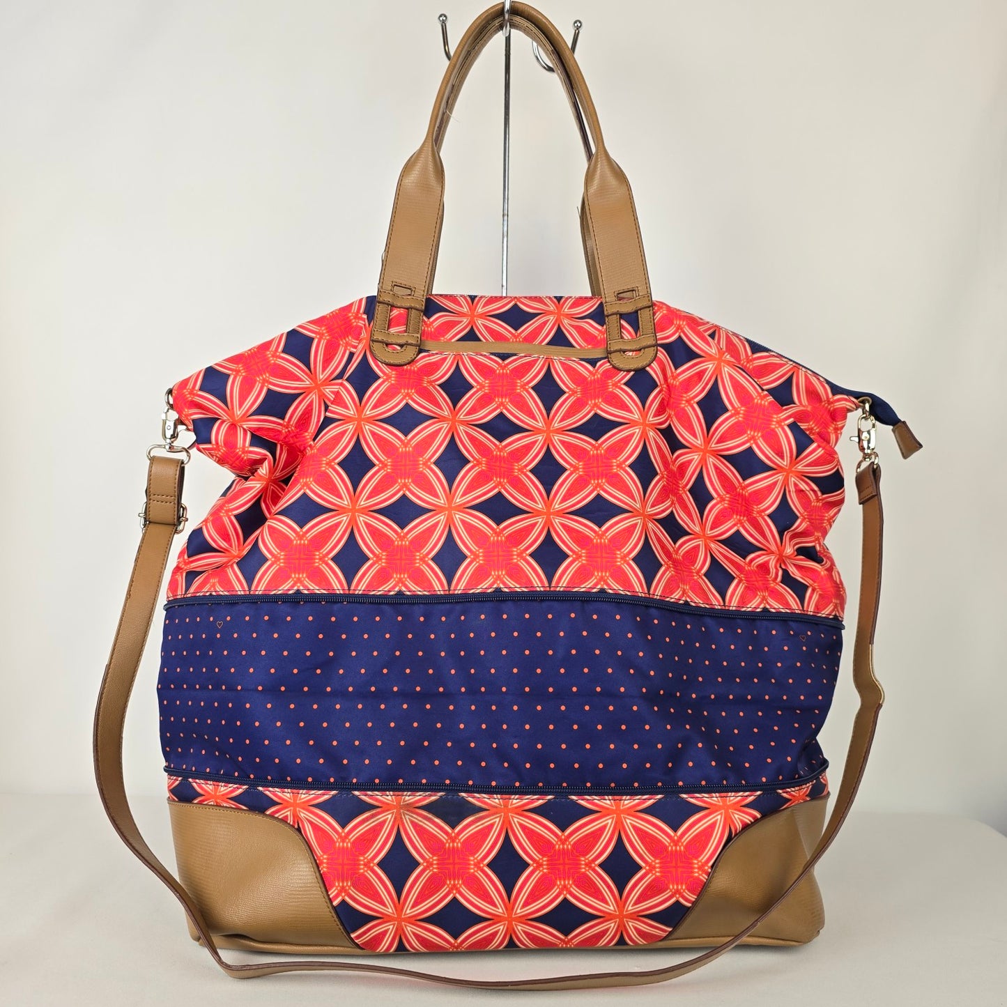 Stella & Dot XL Expandable Zippered Weekend Tote