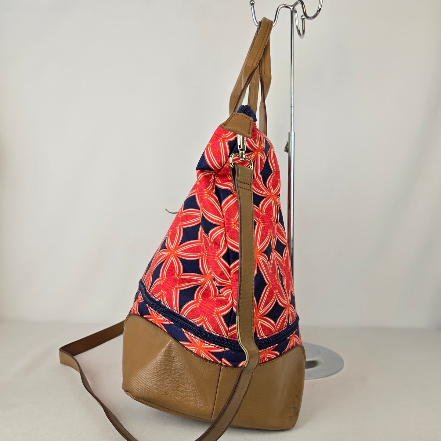 Stella & Dot XL Expandable Zippered Weekend Tote