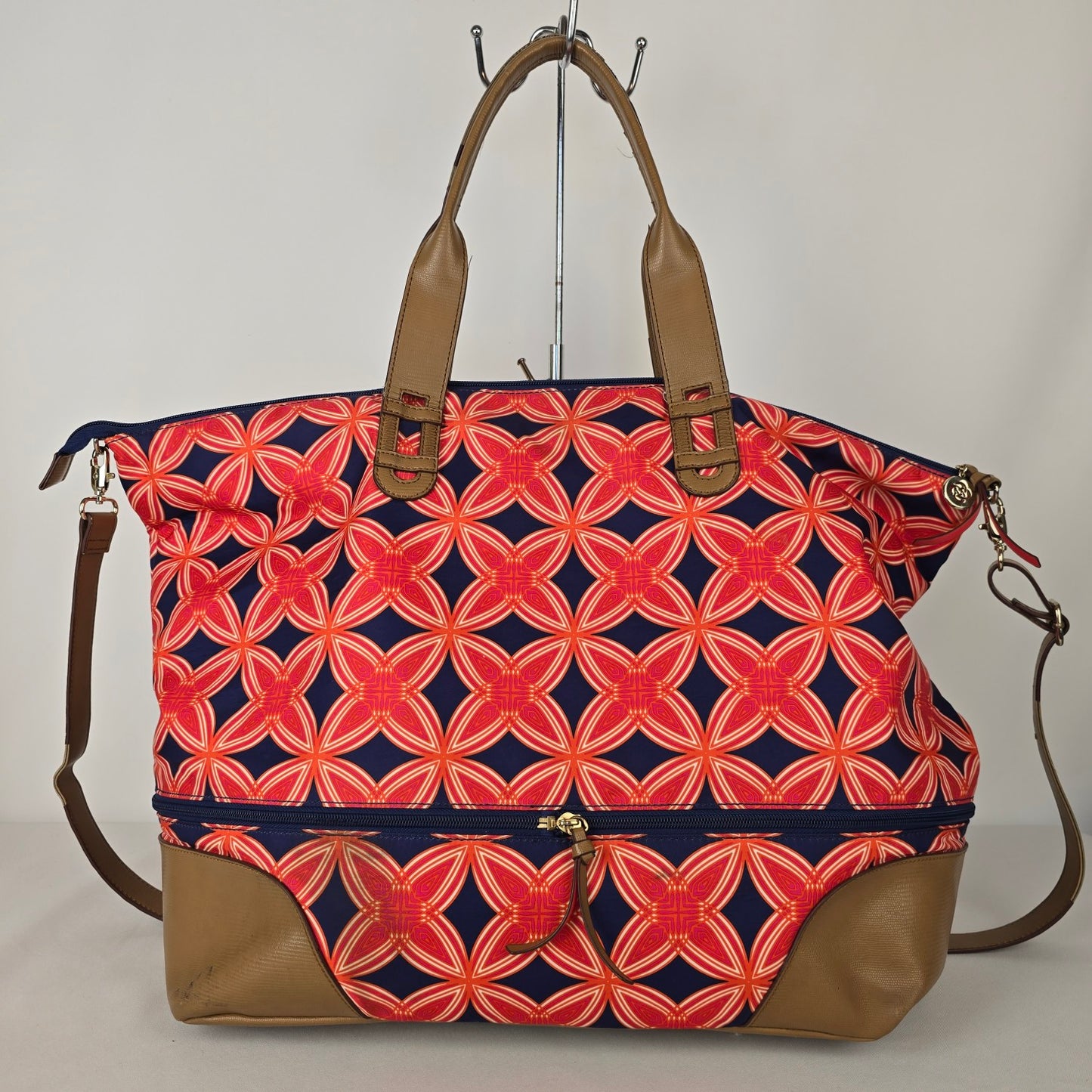 Stella & Dot XL Expandable Zippered Weekend Tote