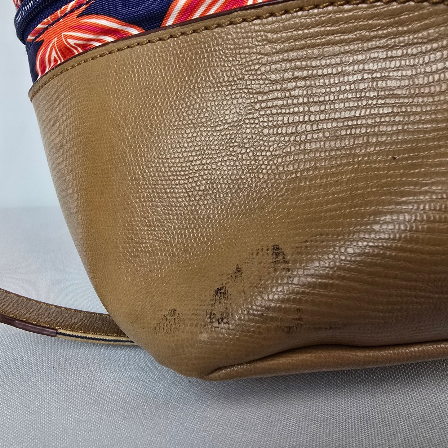 Stella & Dot XL Expandable Zippered Weekend Tote