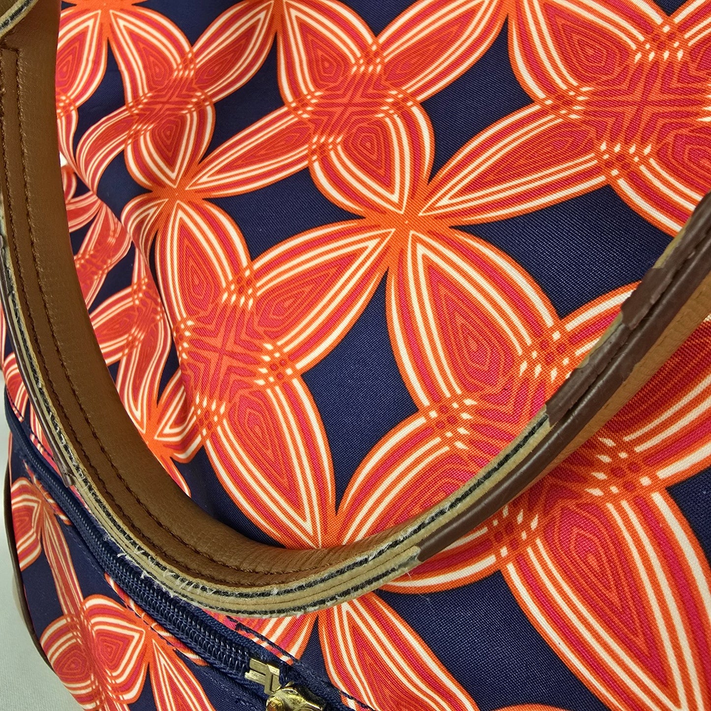Stella & Dot XL Expandable Zippered Weekend Tote