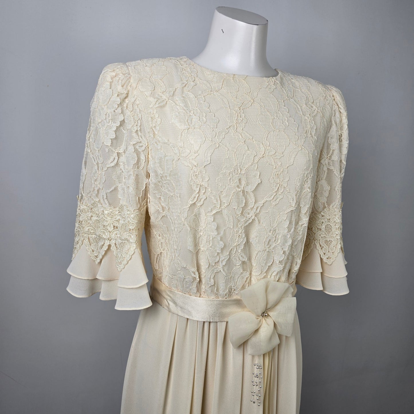 Vintage Ursula Cream Lace Midi Dress Size M