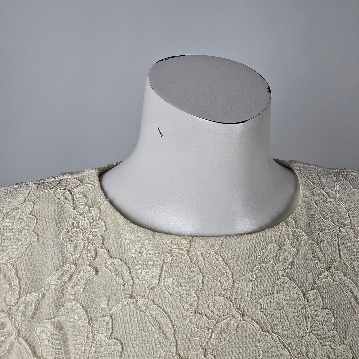 Vintage Ursula Cream Lace Midi Dress Size M
