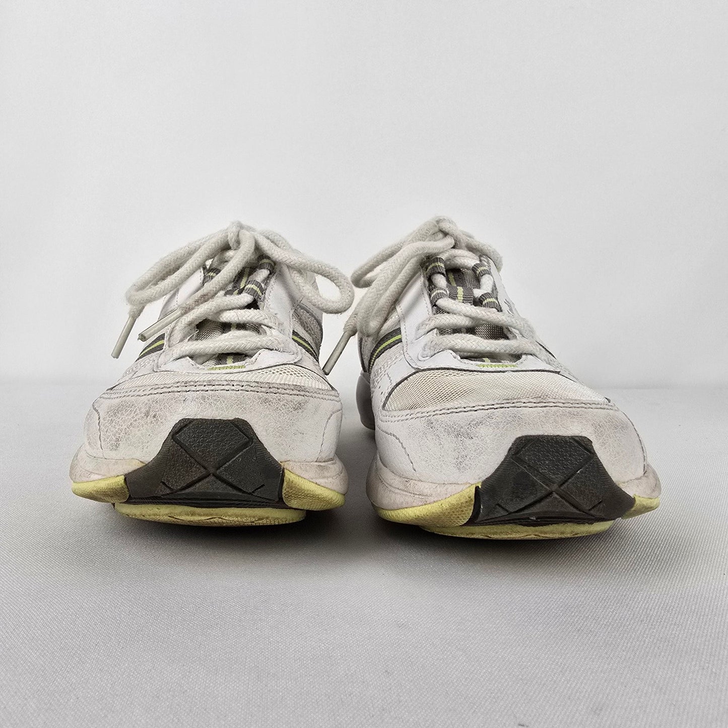 Keds White Lacer Up Runners Size 7