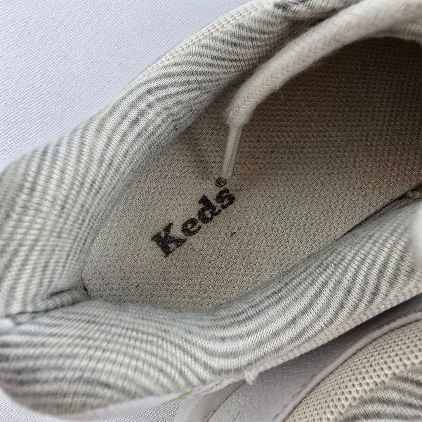 Keds White Lacer Up Runners Size 7